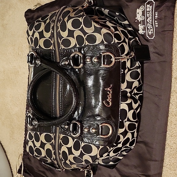 Authentic Coach Black/Silver Handbag - Picture 1 of 8